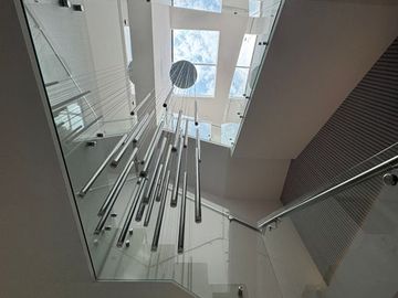Casa Nueva  Venta excelentes acabados, dentro de Residencial con Casa club, seguridad en Metepec por Ave. Lerma.