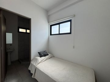 Casa Nueva  Venta excelentes acabados, dentro de Residencial con Casa club, seguridad en Metepec por Ave. Lerma.
