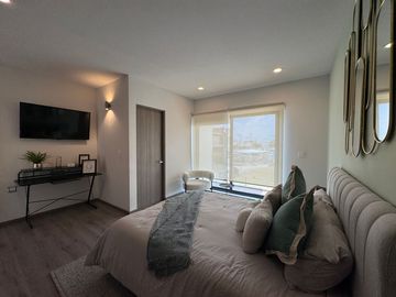 Casa Nueva  Venta excelentes acabados, dentro de Residencial con Casa club, seguridad en Metepec por Ave. Lerma.