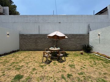 Casa Nueva en Venta; residencial con vigilancia y control de acceso por Ave, Lerma, rápida salida a CDMX, Toluca, Aeropuerto de Toluca
