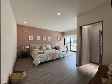 Casa Nueva en Venta; residencial con vigilancia y control de acceso por Ave, Lerma, rápida salida a CDMX, Toluca, Aeropuerto de Toluca