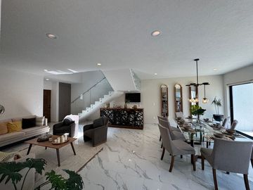 Casa Nueva en Venta; residencial con vigilancia y control de acceso por Ave, Lerma, rápida salida a CDMX, Toluca, Aeropuerto de Toluca