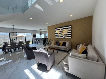 Casa Nueva en Venta; residencial con vigilancia y control de acceso por Ave, Lerma, rápida salida a CDMX, Toluca, Aeropuerto de Toluca
