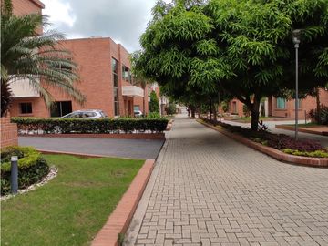 Venta casa dúplex bifamiliar en Villa Campestre