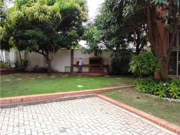 Venta casa dúplex bifamiliar en Villa Campestre