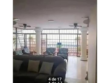 Venta casa en Villa Santos.