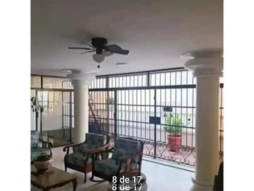 Venta casa en Villa Santos.