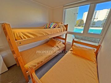 Ofertazo!! nuevo precio!! A solo pasos del mar, ideal para inversión Papudo Laguna