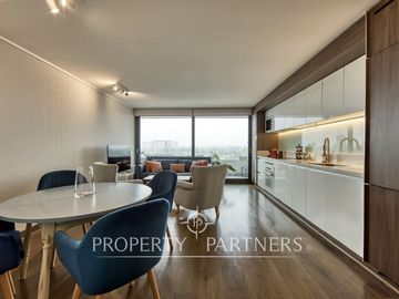 Espacioso y espectacular departamento con increíble vista despejada Oriente, Av. Las Condes