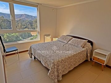 Una Oportunidad de Inversión Rentable en Papudo: Departamento con Vista al Mar y Humedal