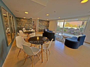 Una Oportunidad de Inversión Rentable en Papudo: Departamento con Vista al Mar y Humedal