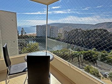 Una Oportunidad de Inversión Rentable en Papudo: Departamento con Vista al Mar y Humedal