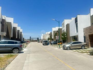 Casa en condominio en venta en San Francisco, San Mateo Atenco, México
