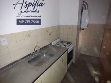 VENTA con renta Departamento en PB de un Dormitorio con patio en Barrio Pueyrredón