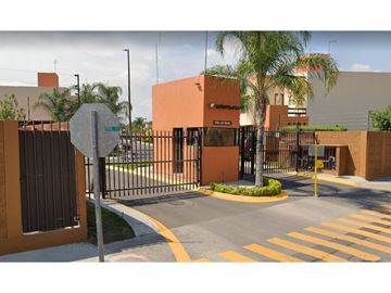 Casa en Remate en Paseos de la Pradera, F-782