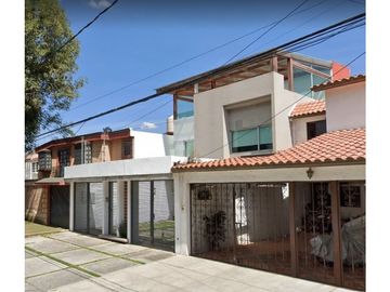 Casa en Remate en Ciudad Satélite, F-1233