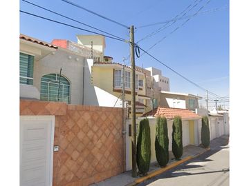 Casa en Remate en Casa Blanca, F-1652