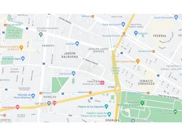 Casa en Remate en Jardín Balbuena, F-1801