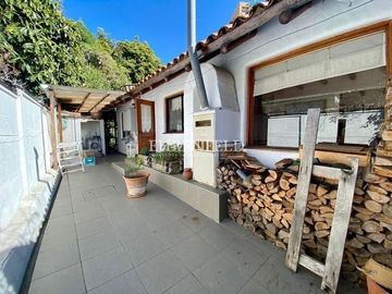 Jardín del Mar. Reñaca. Casa sólida de 324 m2.