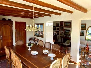 Jardín del Mar. Reñaca. Casa sólida de 324 m2.