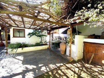 Jardín del Mar. Reñaca. Casa sólida de 324 m2.