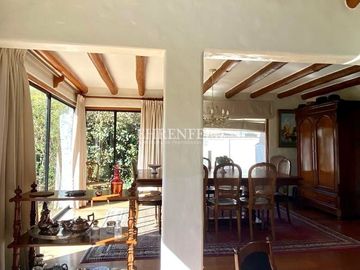 Jardín del Mar. Reñaca. Casa sólida de 324 m2.