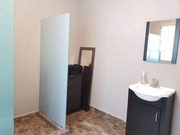 CASA EN VENTA COL. OBRERA CON USO DE SUELO COMERCIAL Y DE OFICINAS