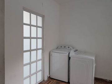 CASA EN VENTA COL. OBRERA CON USO DE SUELO COMERCIAL Y DE OFICINAS