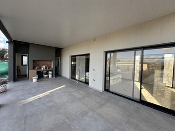 Casa en venta en Barrio Cerrado El Aljibe - 6 Ambientes
