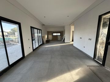 Casa en venta en Barrio Cerrado El Aljibe - 6 Ambientes