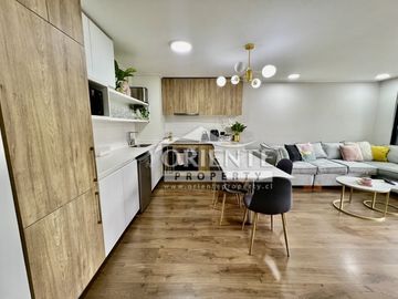 DEPTO SEMI NUEVO, GRAN TERRAZA CON CIERRE DE VIDRIO