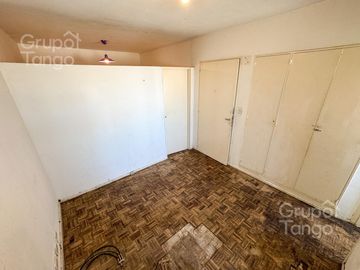 Venta Departamento Monoambiente Almagro A Refaccionar