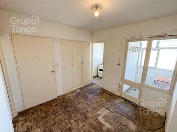 Venta Departamento Monoambiente Almagro A Refaccionar