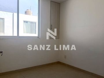 Cartagena: Hermosa casa dentro de tranquilo fraccionamiento.