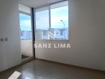 Cartagena: Hermosa casa dentro de tranquilo fraccionamiento.