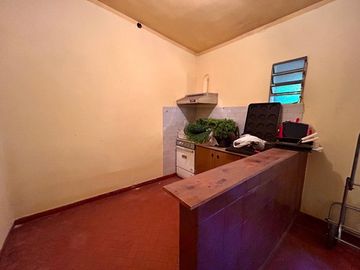 PH AL FRENTE CON JARDIN Y QUINCHO EN SAN MARTIN - APTO CREDITO