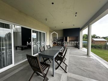 Casa en venta en venta de 4 dormitorios en Cantón Puerto
