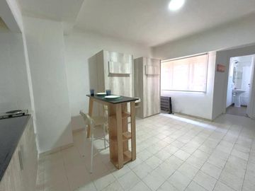 Venta o alquiler temporal departamento 1 ambiente amoblado. San Nicolás.