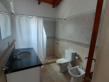 Casa en una de las mejores ubicaciones de Funes