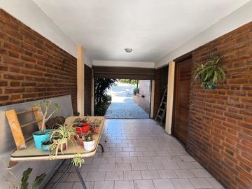 CHALET - CASA EN VENTA - VENTA - CASA MERLO