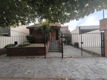 CHALET - CASA EN VENTA - VENTA - CASA MERLO