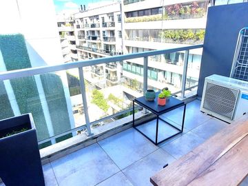 DIVINO ESTUDIO CON HERMOSAS VISTA A LA PISCINA