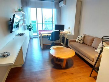 DIVINO ESTUDIO CON HERMOSAS VISTA A LA PISCINA