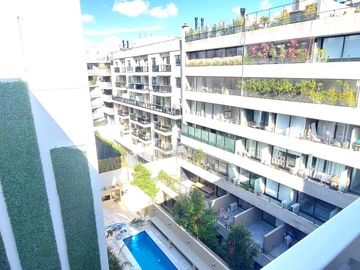 DIVINO ESTUDIO CON HERMOSAS VISTA A LA PISCINA
