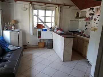Preciosa Casa 2 dormitorios Country Roda. Las Azucenas  al 2800