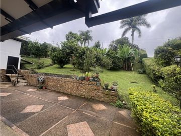 VENTA CASA CAMPESTRE EN LA VIA ARMENIA - PEREIRA