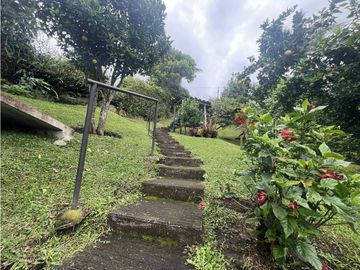 VENTA CASA CAMPESTRE EN LA VIA ARMENIA - PEREIRA