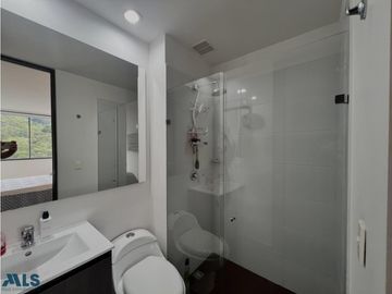 APARTAMENTO EN VENTA EN ALTOS DEL POBLADO
