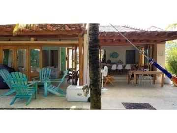 VENTA CASA EN CONDOMINIO  MARINA DE BARU SECTOR LOS CABOS