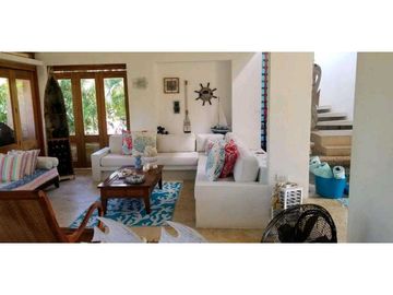 VENTA CASA EN CONDOMINIO  MARINA DE BARU SECTOR LOS CABOS